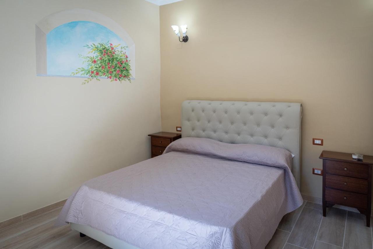 Mandevilla Home Caiazzo ภายนอก รูปภาพ