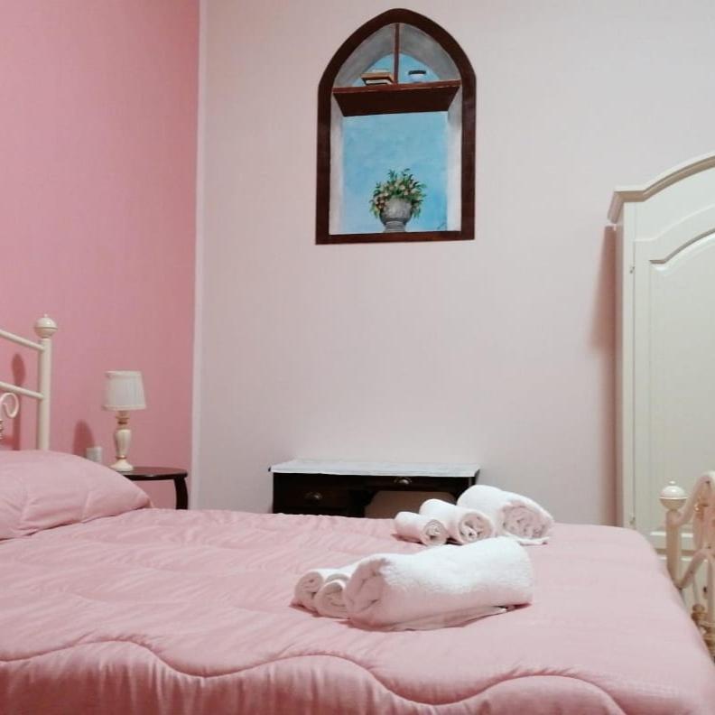 Mandevilla Home Caiazzo ภายนอก รูปภาพ