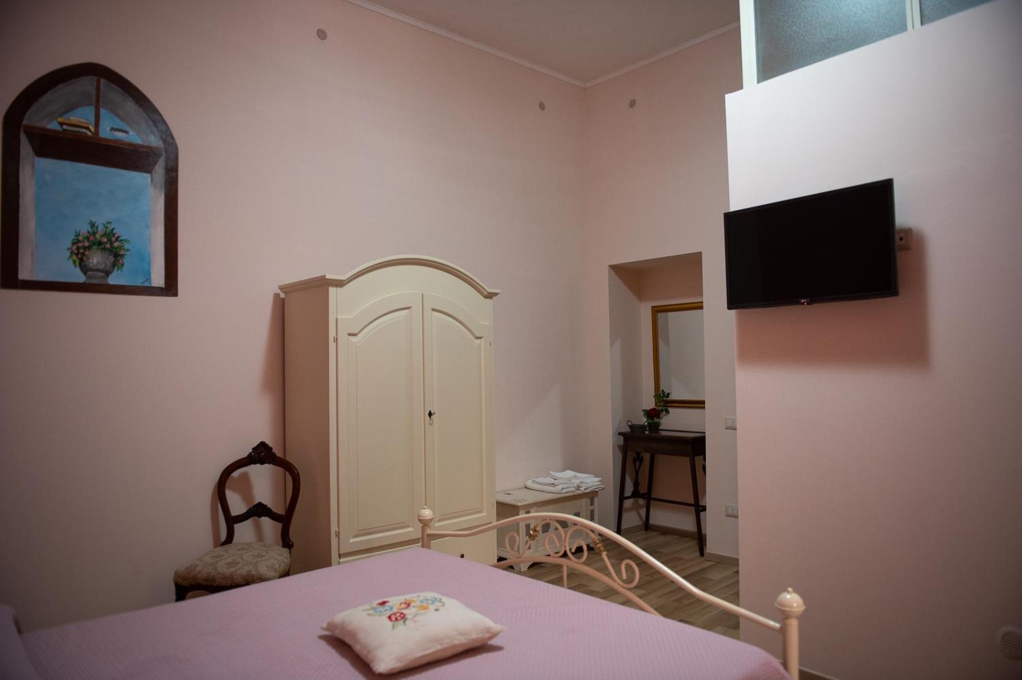 Mandevilla Home Caiazzo ภายนอก รูปภาพ